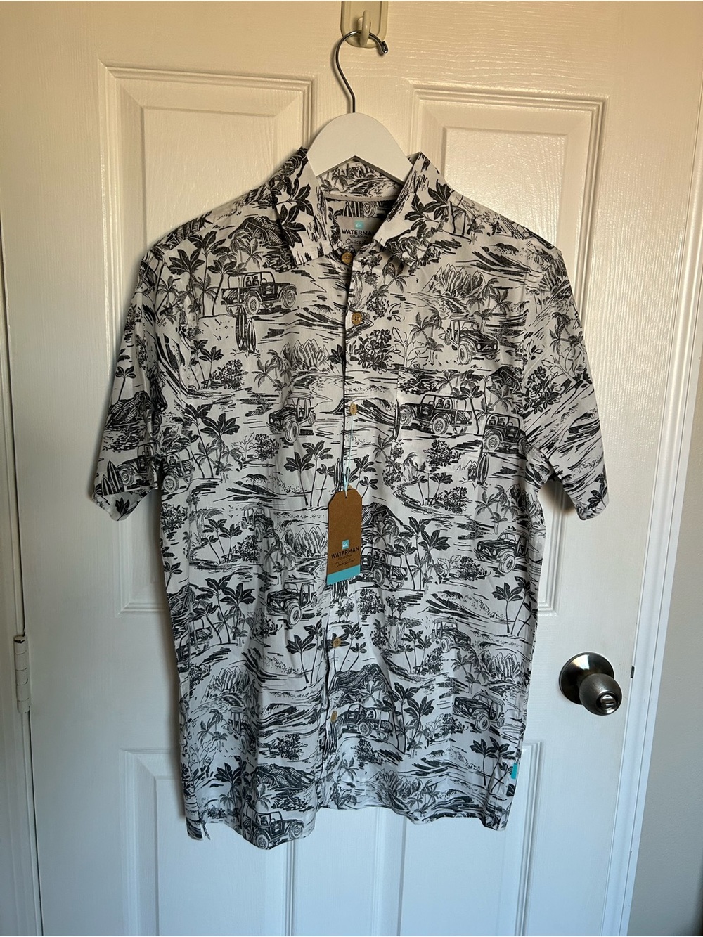 Quiksilver Waterman Collection Black & White Tropical Button-Down Shirt